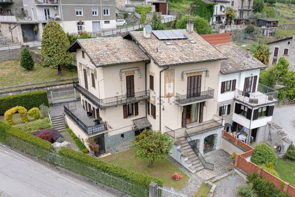 casa semindipendente in vendita a Sondrio in zona Mossini