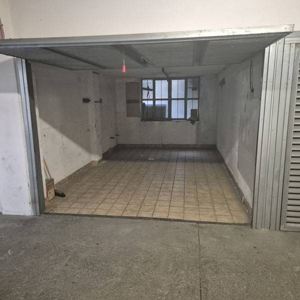 appartamento in vendita a Sondrio in zona Via Mazzini