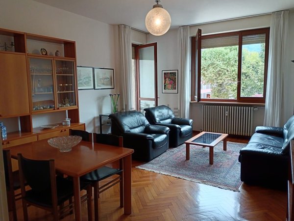 appartamento in vendita a Sondrio in zona Centro Città