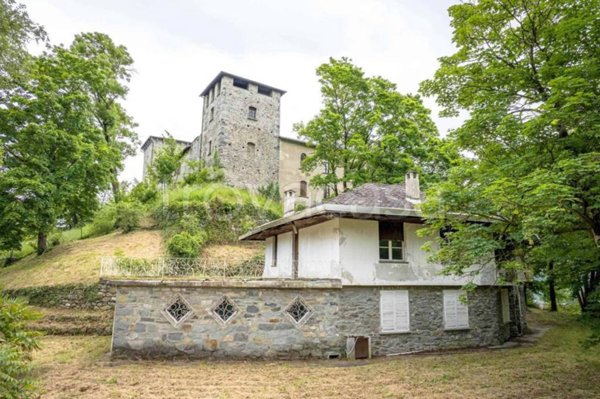 casa indipendente in vendita a Sondrio in zona Centro Città