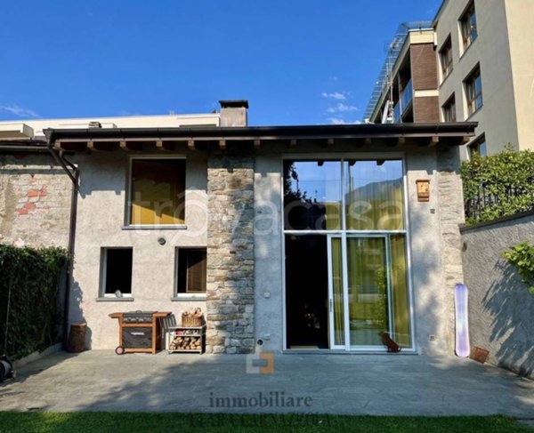 casa indipendente in vendita a Sondrio in zona Centro Città