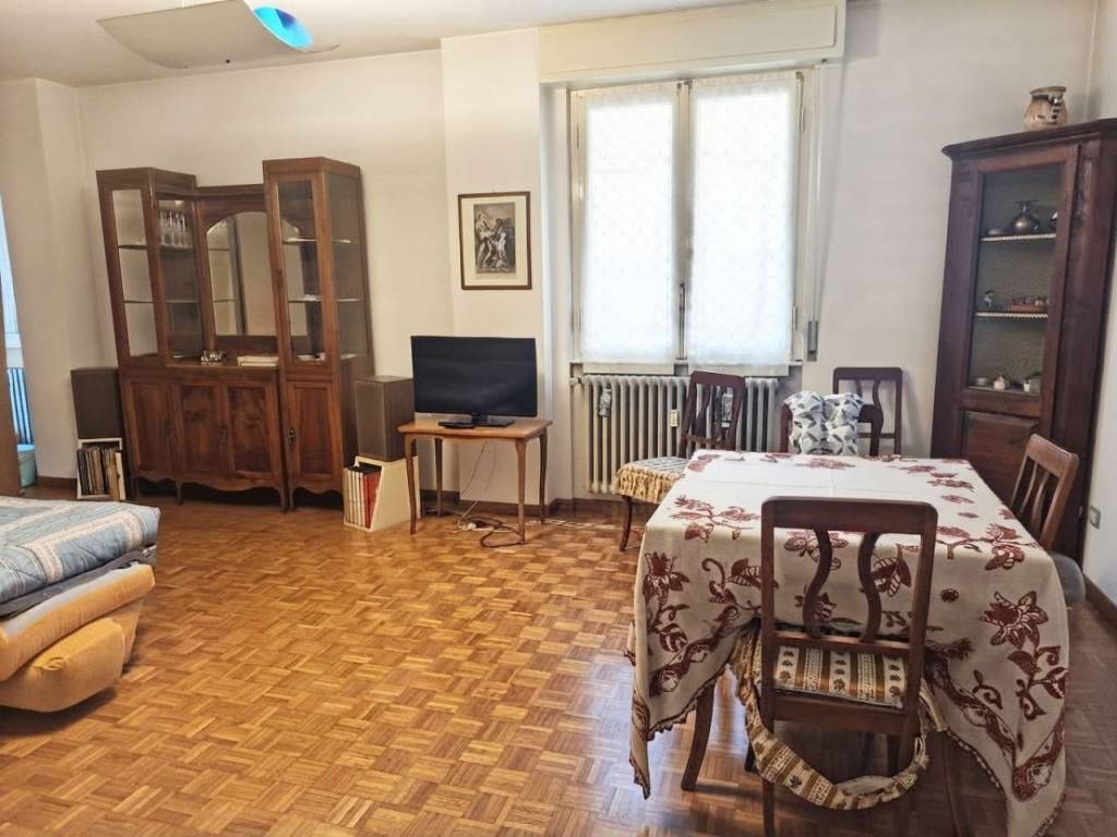 appartamento in vendita a Sondrio in zona Ospedale