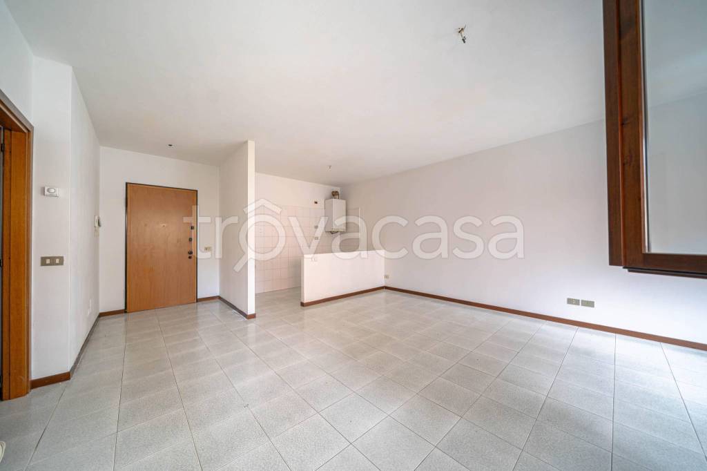 appartamento in vendita a Sondrio in zona Centro Città