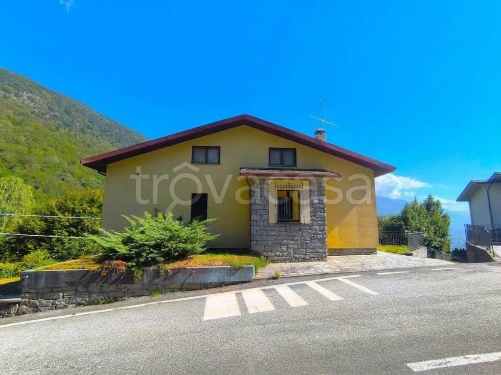 casa indipendente in vendita a Sondrio in zona Moroni