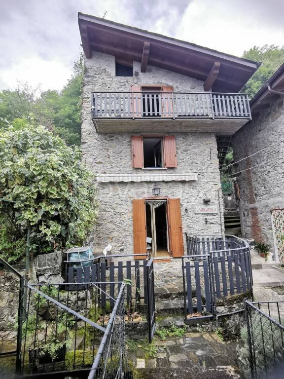 appartamento in vendita a Sondrio in zona Trippi