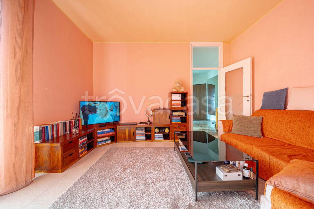 appartamento in vendita a Sondrio in zona Centro Città