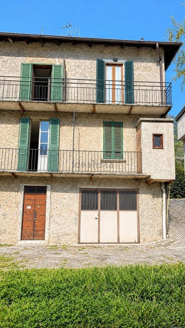 appartamento in vendita a Sondrio in zona Lungo Mallero