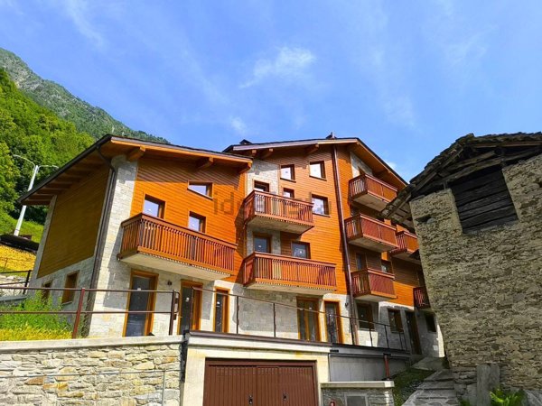 appartamento in vendita a Spriana