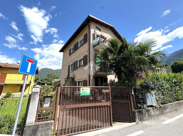 casa indipendente in vendita a Talamona