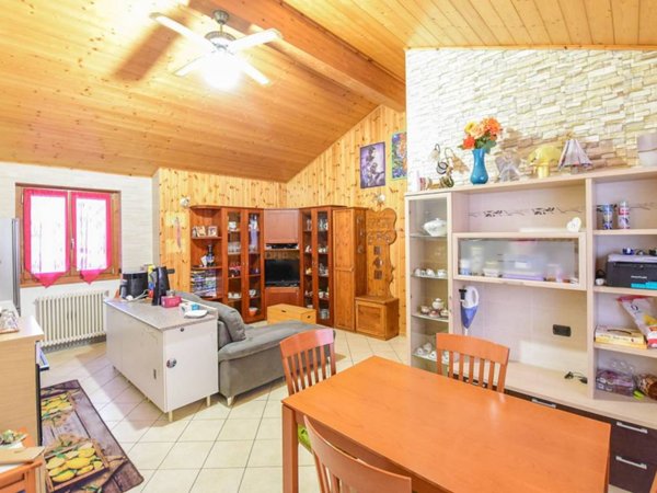 casa indipendente in vendita a Talamona