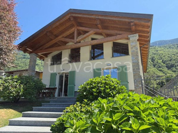 casa indipendente in vendita a Talamona