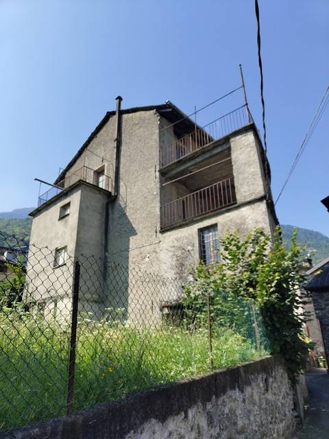 casa indipendente in vendita a Talamona