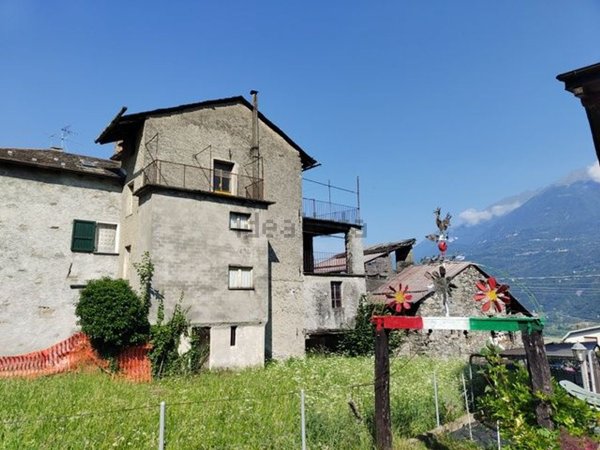 casale in vendita a Talamona