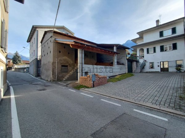 appartamento in vendita a Talamona