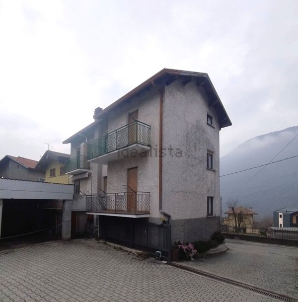 appartamento in vendita a Talamona