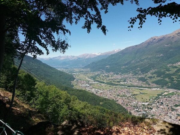 casa indipendente in vendita a Talamona