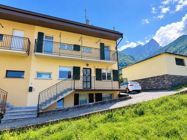 casa indipendente in vendita a Talamona