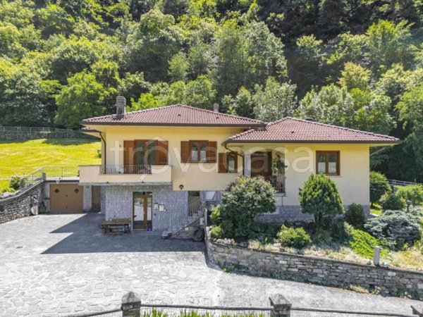 casa indipendente in vendita a Talamona