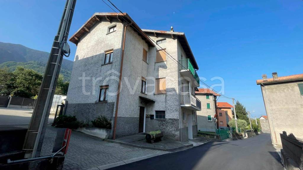 appartamento in vendita a Talamona