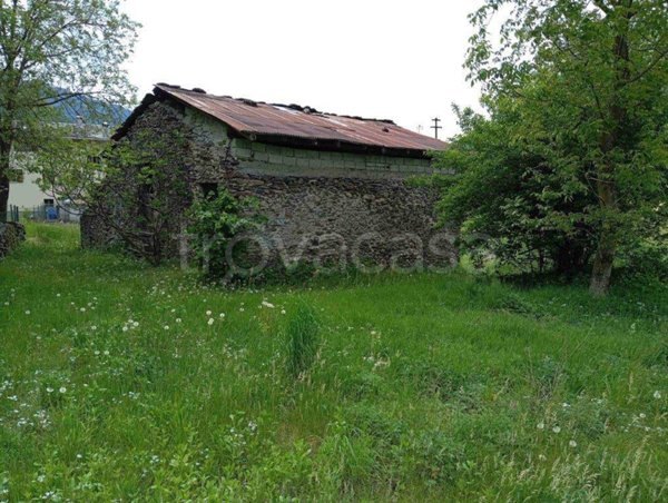 casa indipendente in vendita a Teglio