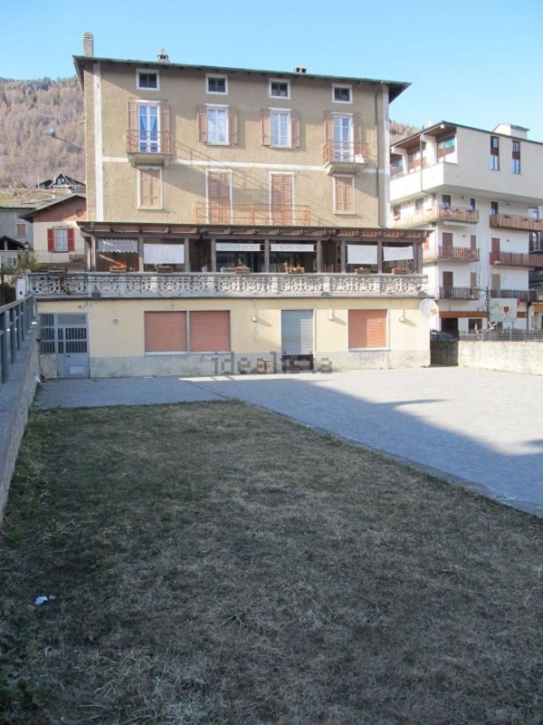 negozio in vendita a Teglio