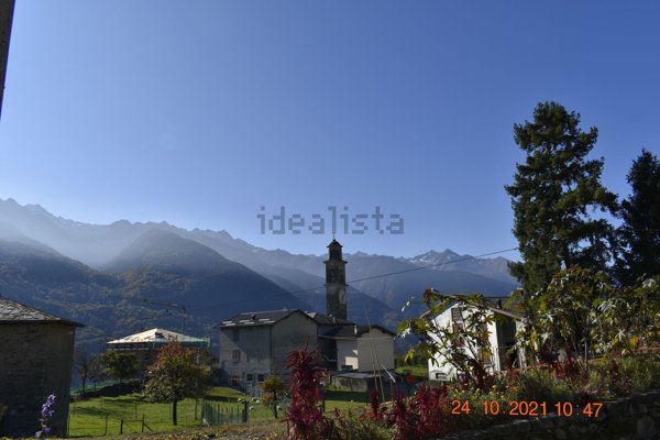 casa indipendente in vendita a Teglio