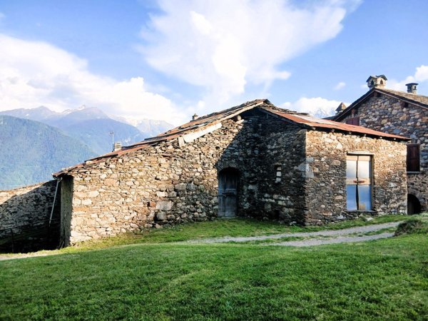 casale in vendita a Teglio
