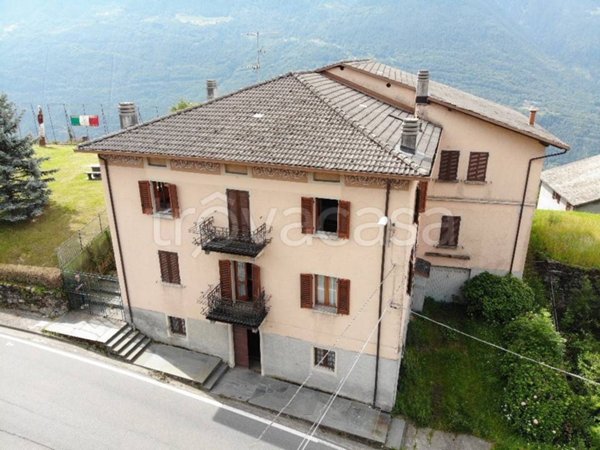 casa indipendente in vendita a Teglio