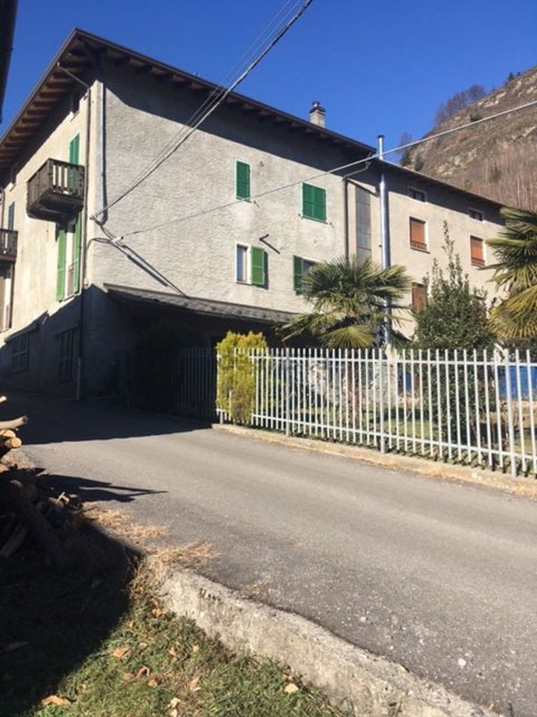 appartamento in vendita a Teglio