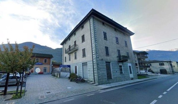 appartamento in vendita a Teglio in zona Tresenda