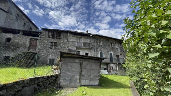 appartamento in vendita a Teglio