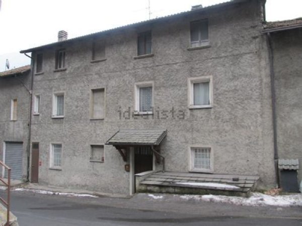 appartamento in vendita a Teglio in zona Tresenda