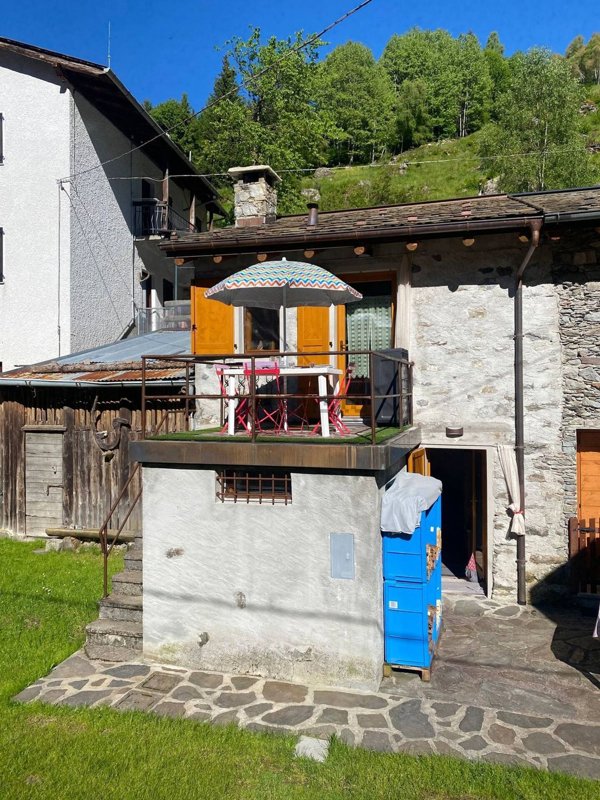 appartamento in vendita a Teglio