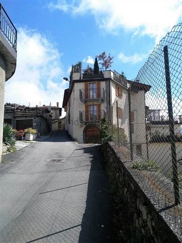 appartamento in vendita a Teglio