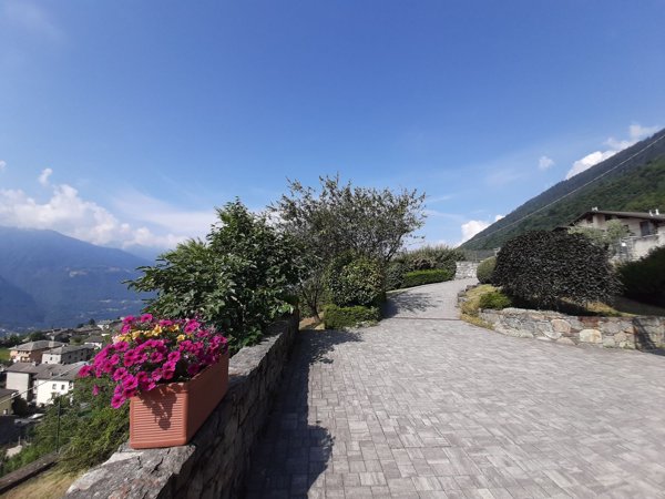 casa indipendente in vendita a Teglio