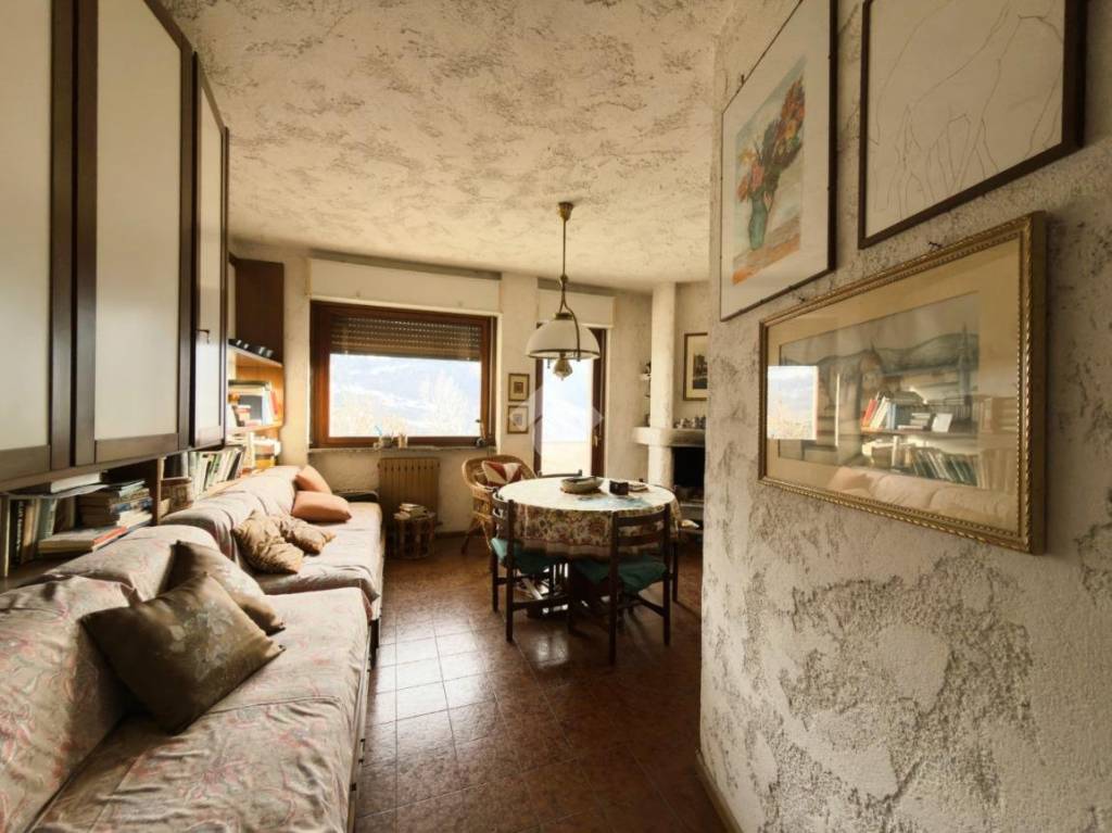 appartamento in vendita a Teglio