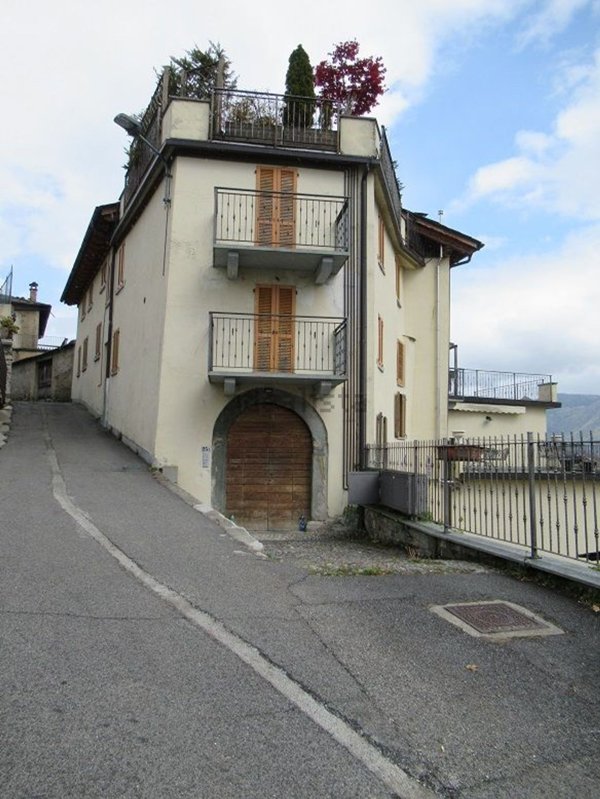 appartamento in vendita a Teglio