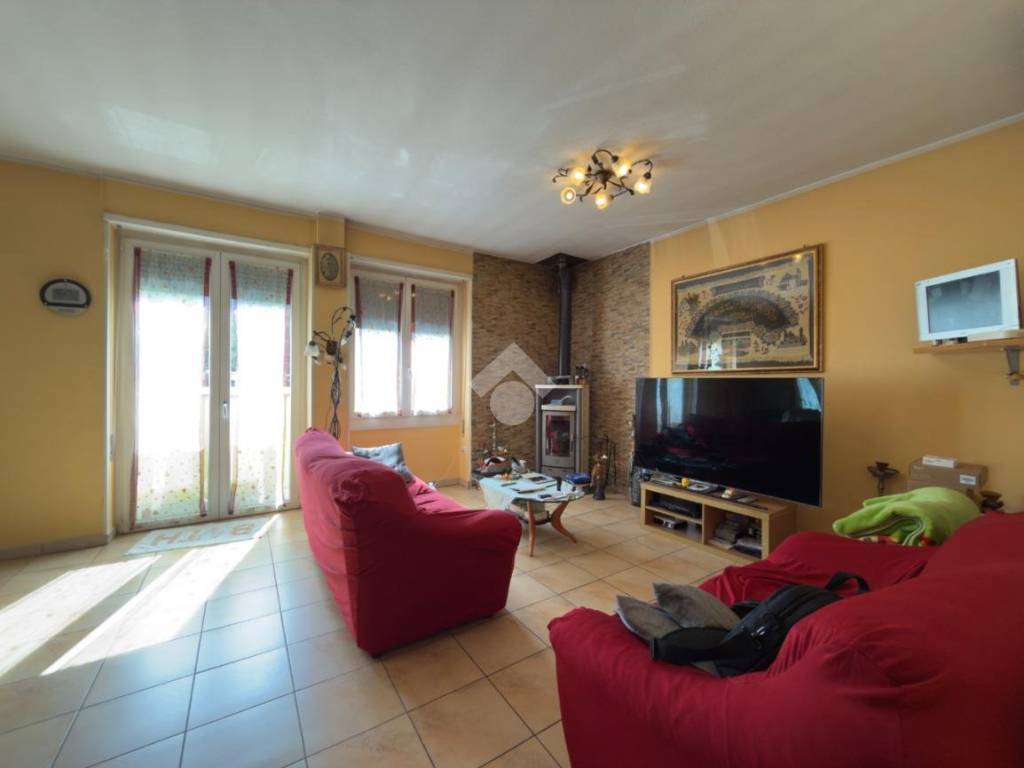 casa indipendente in vendita a Teglio in zona Tresenda