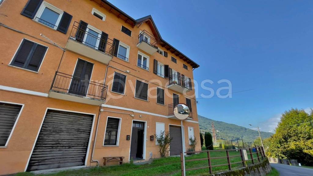 appartamento in vendita a Teglio in zona Tresenda