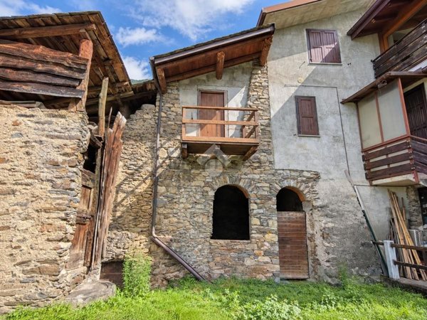 casale in vendita a Teglio in zona Tresenda