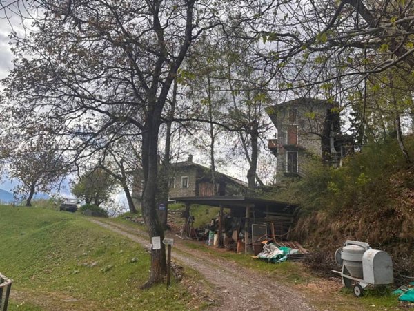 appartamento in vendita a Teglio in zona Tresenda