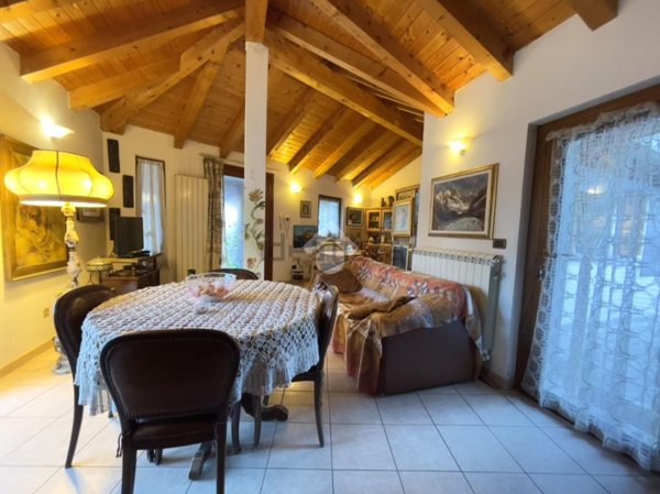 casa indipendente in vendita a Tirano