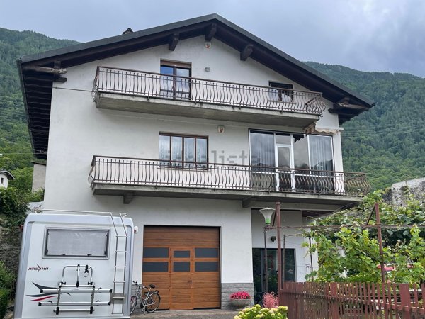 casa indipendente in vendita a Tirano