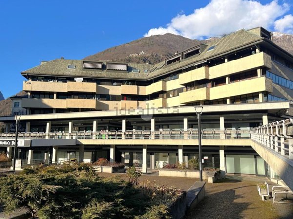 negozio in vendita a Tirano