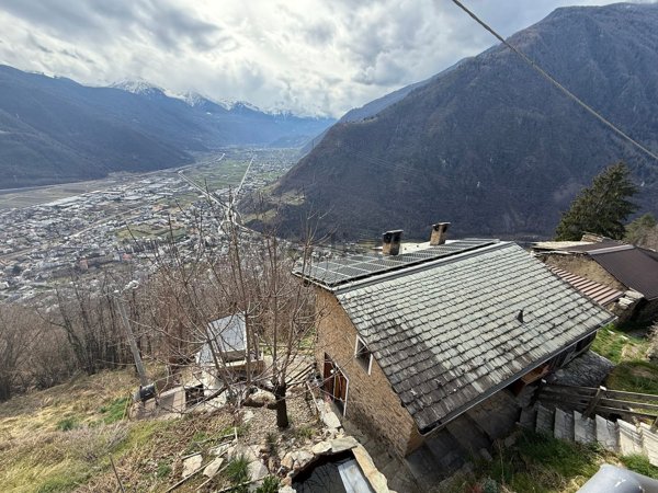 casa indipendente in vendita a Tirano in zona Roncaiola
