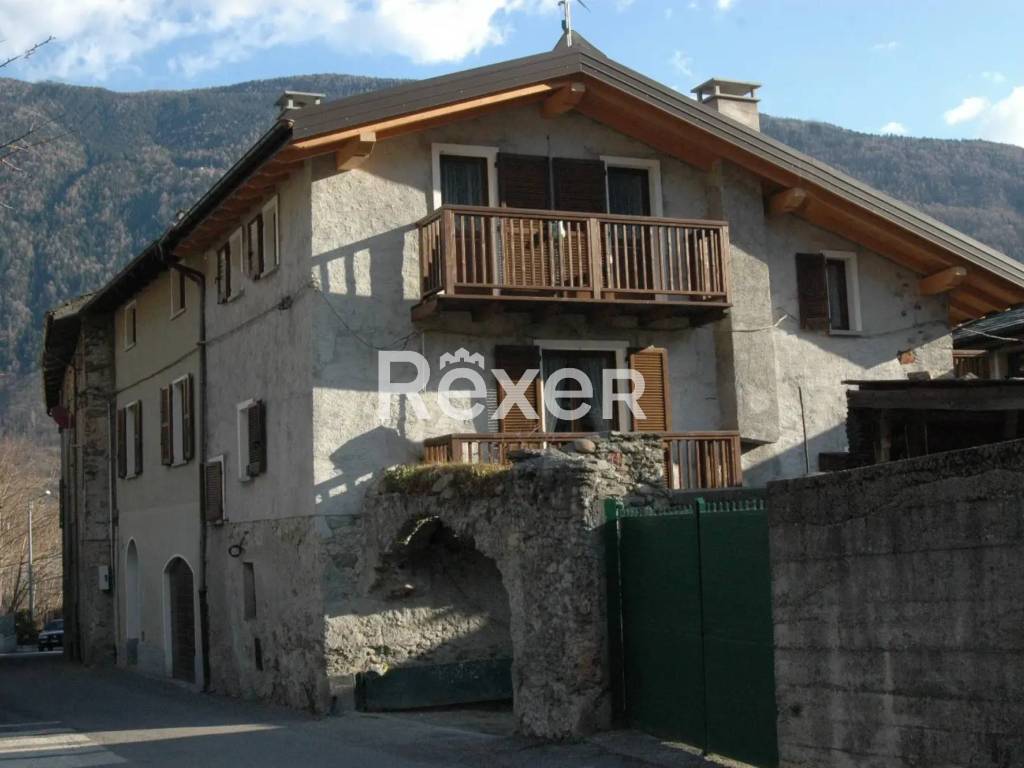 casa indipendente in vendita a Tirano