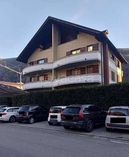 appartamento in vendita a Tirano in zona Madonna di Tirano