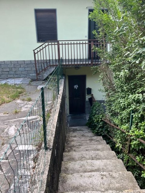 appartamento in vendita a Torre di Santa Maria in zona Cagnoletti