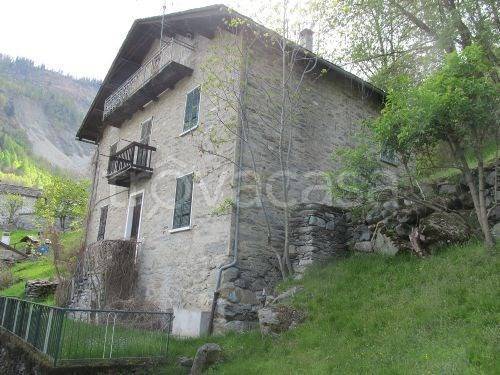 casa indipendente in vendita a Torre di Santa Maria in zona Ciappanico