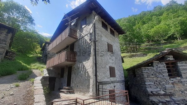 appartamento in vendita a Torre di Santa Maria in zona Cagnoletti